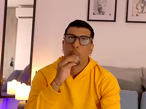 zac-bennett online show from November 2025 08:29:01 PM