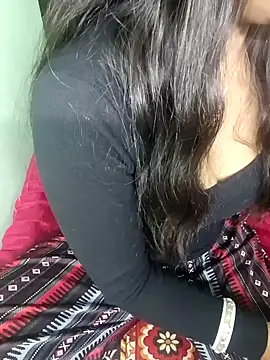 Snapshot of Hey_shiviii chatting on February 2026 03:53:01 PM Hey shiviii online show from February 2026 03:53:01 PM