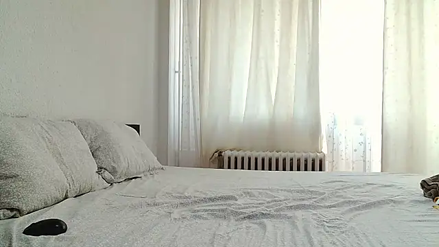 Snapshot of CharmingPearl chatting on November 2025 01:22:02 PM CharmingPearl online show from November 2025 01:22:02 PM