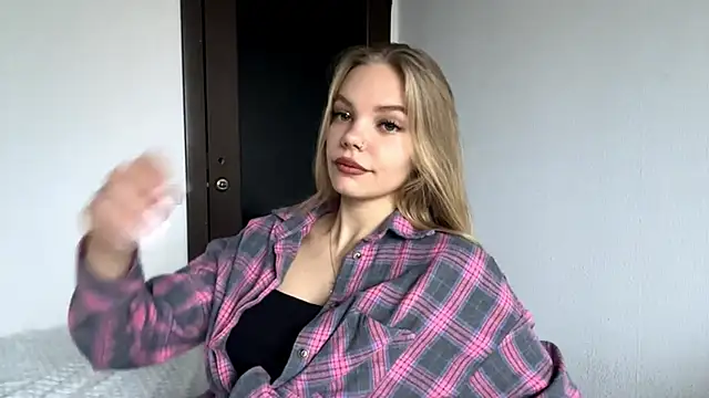 Snapshot of SweetAmelia69 chatting on November 2025 06:01:01 AM SweetAmelia69 online show from November 2025 06:01:01 AM