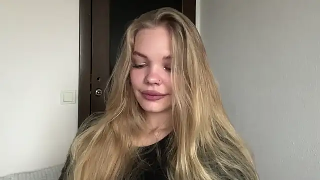 Snapshot of SweetAmelia69 chatting on November 2025 05:42:02 AM SweetAmelia69 online show from November 2025 05:42:02 AM