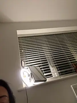 Snapshot of Bethrae25 chatting on November 2025 05:34:01 PM Bethrae25 online show from November 2025 05:34:01 PM