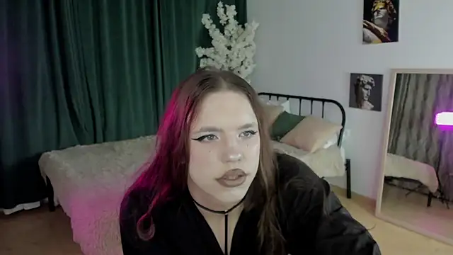 MadisonMongomeri online show from December 2025 02:21:01 AM