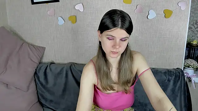 Zorianaa online show from April 2026 09:20:02 PM