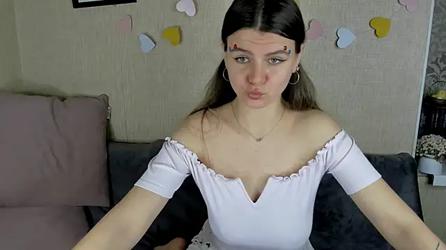 Zorianaa online show from April 2026 08:57:02 PM