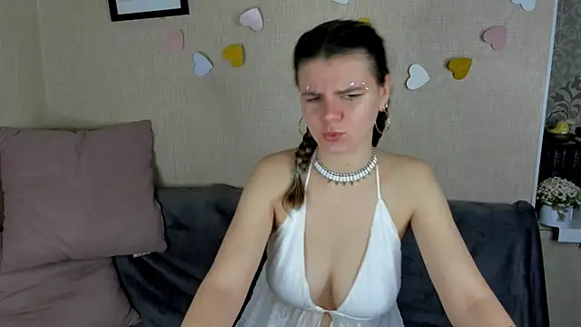 Zorianaa online show from May 2026 09:09:01 PM