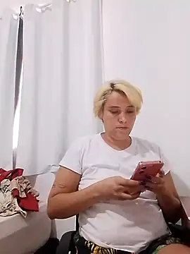 BIADELICIA1 online show from January 2026 01:48:02 PM