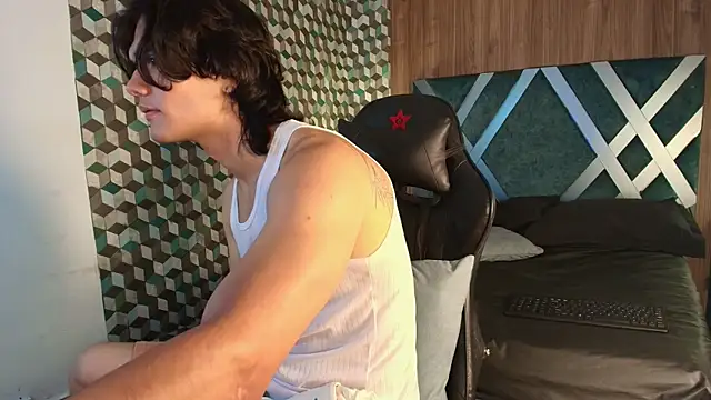 Snapshot of James_Morrisonm chatting on November 2025 09:37:02 PM James Morrisonm online show from November 2025 09:37:02 PM