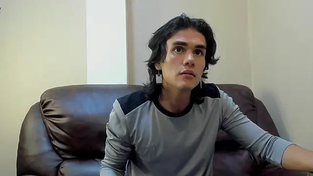 Snapshot of James_Morrisonm chatting on December 2025 08:26:01 PM James Morrisonm online show from December 2025 08:26:01 PM