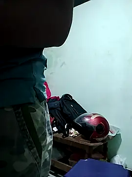 Snapshot of karthiksanjay_dusky chatting on November 2025 03:47:02 PM karthiksanjay dusky online show from November 2025 03:47:02 PM