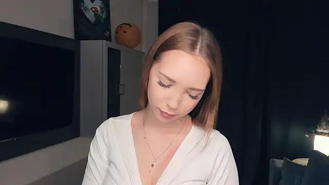 Snapshot of MerlePalaia chatting on November 2025 09:14:01 PM MerlePalaia online show from November 2025 09:14:01 PM