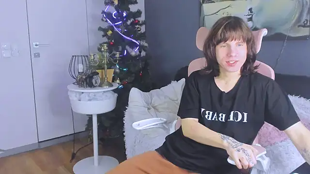 Snapshot of CutieKai_ chatting on January 2026 10:15:02 PM CutieKai online show from January 2026 10:15:02 PM