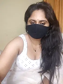 mouni499 online show from June 2026 04:53:02 PM
