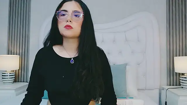 ScarlettPetrova online show from April 2026 11:38:01 AM