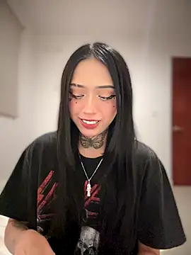 JIORYOvO online show from November 2025 02:32:01 AM