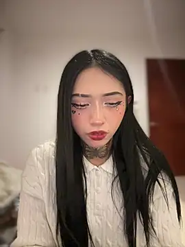 Snapshot of JIORYOvO chatting on February 2026 03:48:01 AM JIORYOvO online show from February 2026 03:48:01 AM