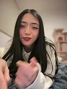 Snapshot of JIORYOvO chatting on February 2026 06:22:01 AM JIORYOvO online show from February 2026 06:22:01 AM