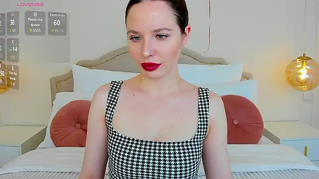 MonaRicci online show from February 2026 01:21:02 PM