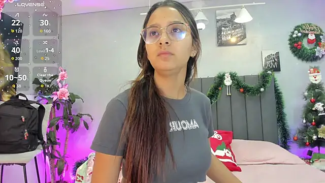 Snapshot of kendra_london chatting on November 2025 11:02:02 AM kendra london online show from November 2025 11:02:02 AM