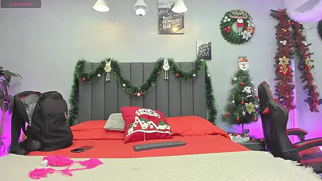 Snapshot of kendra_london chatting on December 2025 11:26:02 AM kendra london online show from December 2025 11:26:02 AM