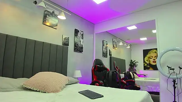 kendra london online show from March 2026 11:17:02 AM