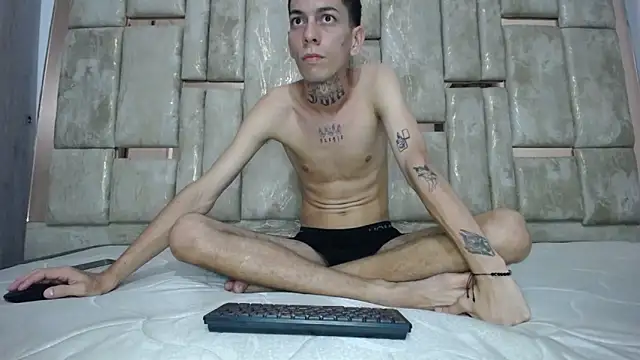 Who-am-I-201 online show from November 2025 10:44:02 PM