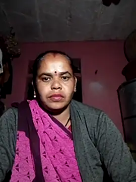 Snapshot of Hot_reeji8 chatting on December 2025 04:46:02 PM Hot reeji8 online show from December 2025 04:46:02 PM