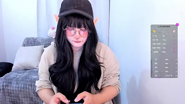 Omorimori online show from December 2025 02:33:01 PM