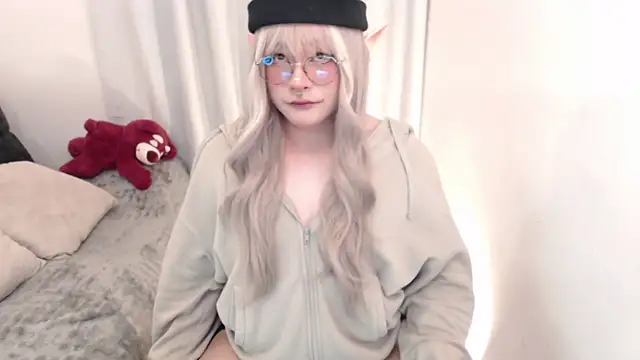 Snapshot of Omorimori chatting on June 2026 01:35:02 PM Omorimori online show from June 2026 01:35:02 PM