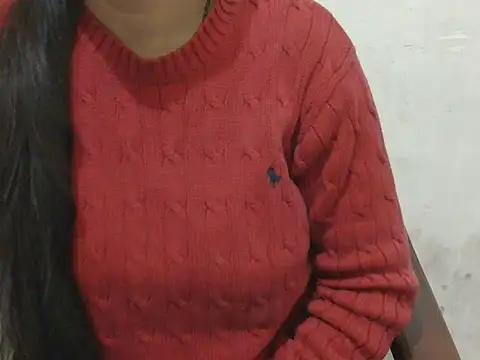 Snapshot of Sneha_lovely01 chatting on December 2025 06:28:01 PM Sneha lovely01 online show from December 2025 06:28:01 PM