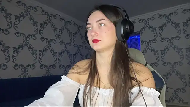 TwotyBright online show from January 2026 06:08:01 AM