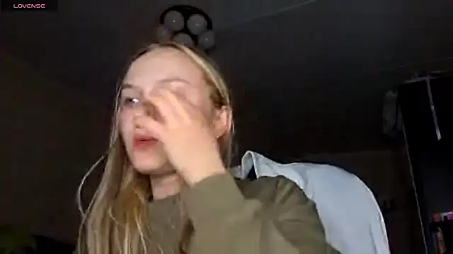 KarinRobertson online show from February 2026 04:58:02 PM