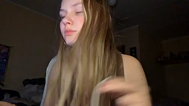 KarinRobertson online show from March 2026 04:12:02 PM