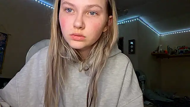 KarinRobertson online show from March 2026 05:08:01 PM