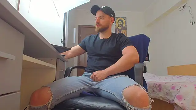 Ryanstone  online show from May 2026 03:15:01 AM