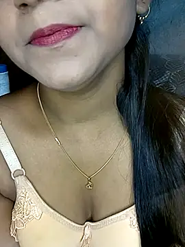 Snapshot of Neha533 chatting on November 2025 06:08:02 PM Neha533 online show from November 2025 06:08:02 PM