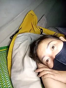 Snapshot of Mami_xxx chatting on November 2025 01:13:01 PM Mami xxx online show from November 2025 01:13:01 PM