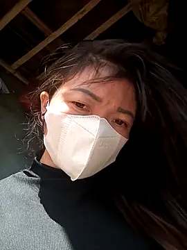 Snapshot of Mami_xxx chatting on November 2025 03:42:02 AM Mami xxx online show from November 2025 03:42:02 AM