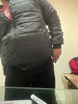 Dante Valcur online show from December 2025 01:30:01 PM