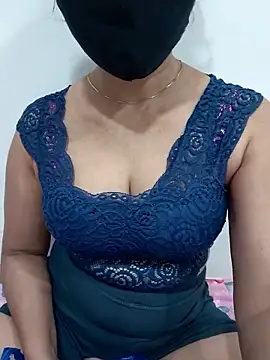 Aarti909090 online show from March 2026 02:10:02 PM