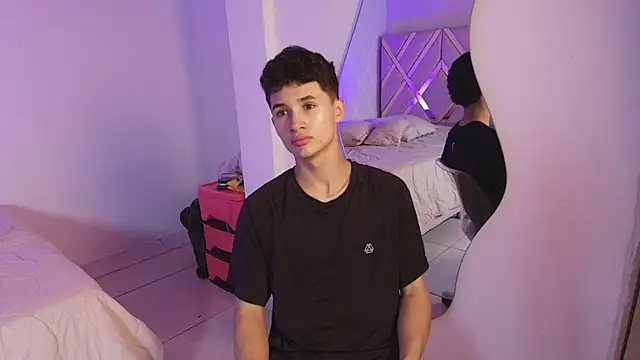 Eiden Blake online show from January 2026 03:19:02 AM