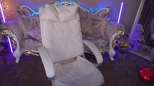 Snapshot of AmiraGoldd chatting on February 2026 02:21:02 PM AmiraGoldd online show from February 2026 02:21:02 PM