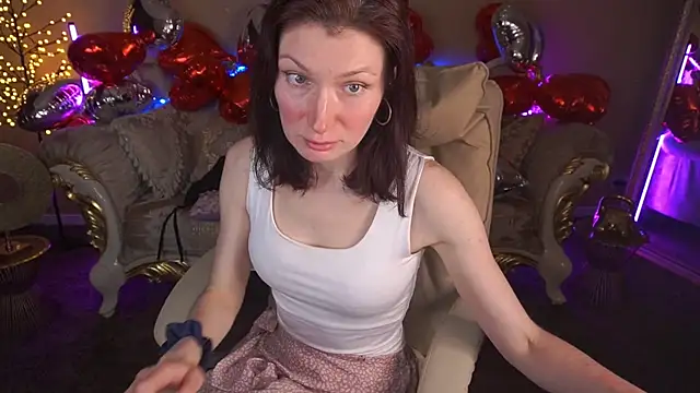 Snapshot of AmiraGoldd chatting on February 2026 01:52:02 PM AmiraGoldd online show from February 2026 01:52:02 PM