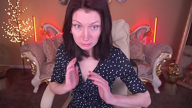 Snapshot of AmiraGoldd chatting on March 2026 01:51:02 PM AmiraGoldd online show from March 2026 01:51:02 PM