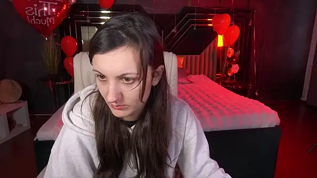 ZafiraMoonn online show from February 2026 07:04:01 AM