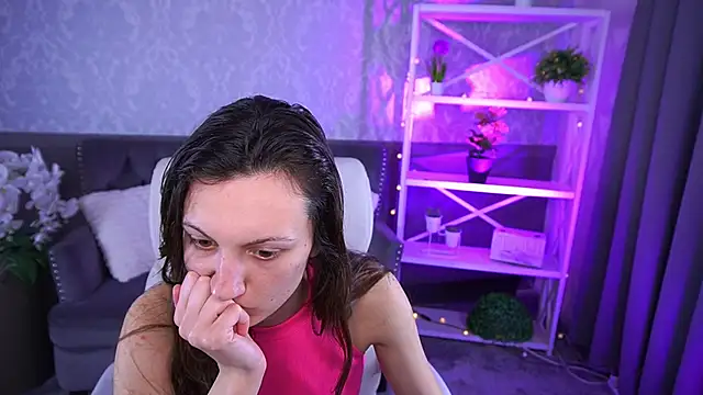 ZafiraMoonn online show from March 2026 01:58:02 PM