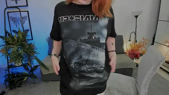 NaomiRosss online show from November 2025 04:06:01 PM