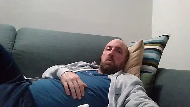 luca beech88 online show from April 2026 06:20:01 PM