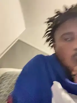 youngbull dada online show from December 2025 10:17:02 PM