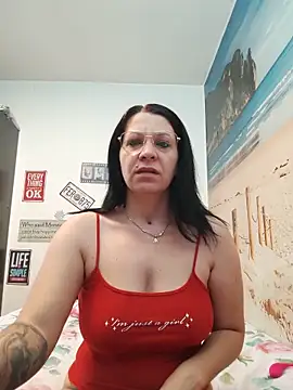SugarDiamonds online show from June 2026 06:21:02 AM